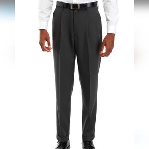 Saddlebred Comfort Waist Taupe Pleated Straight fit Dress pants. 40x32.